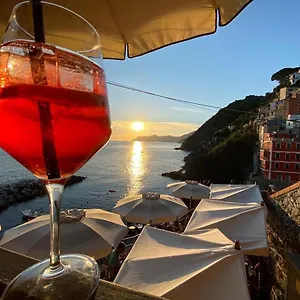 https://casa-manu.hotelitalianriviera.com