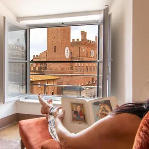 Apartment Palazzo Chigi Zondadari, Siena