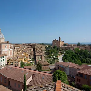Apartment Residenza D'epoca Palazzo Piccolomini, Siena